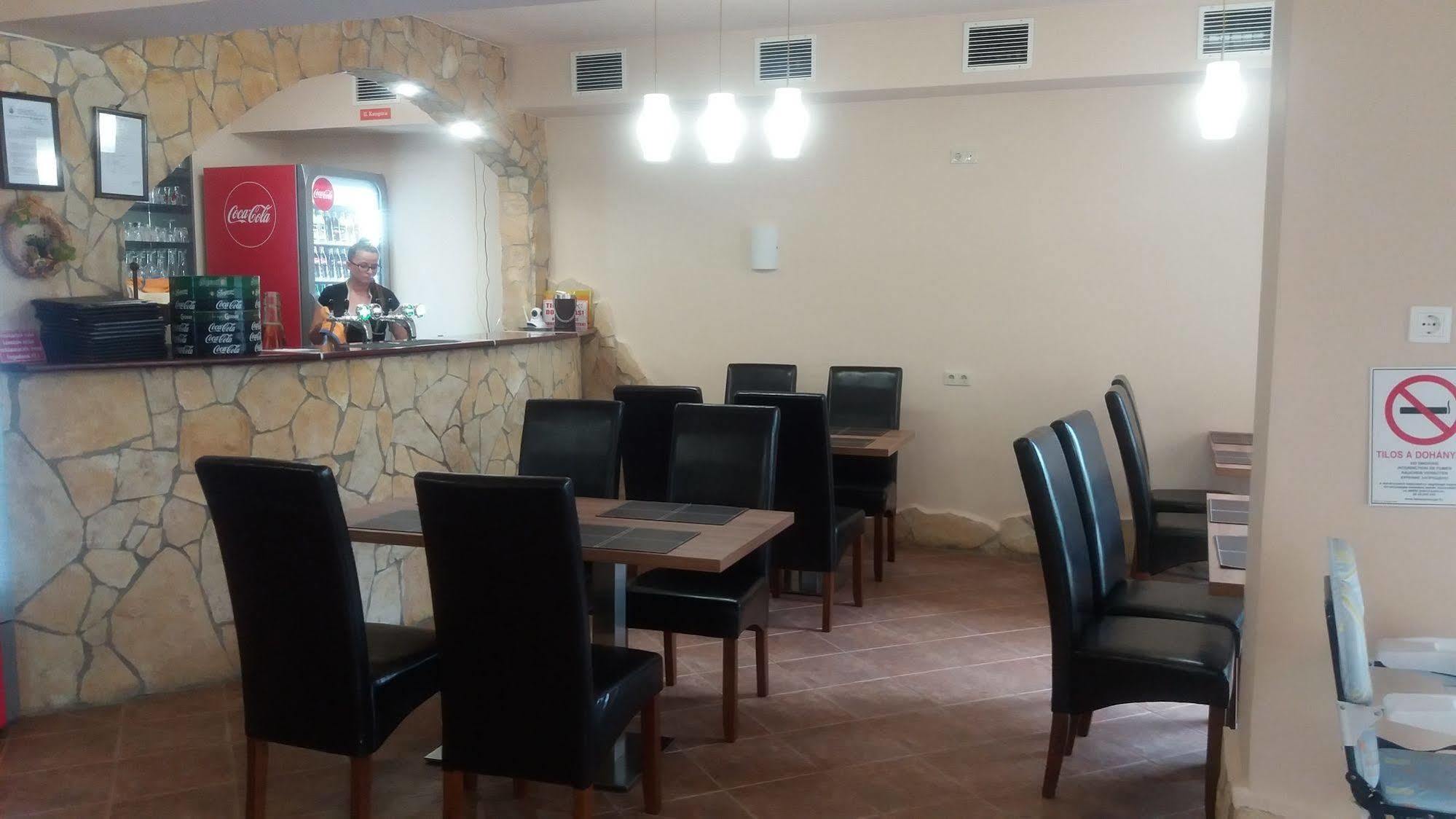 Siesta Club Apartman Harkan Exterior foto